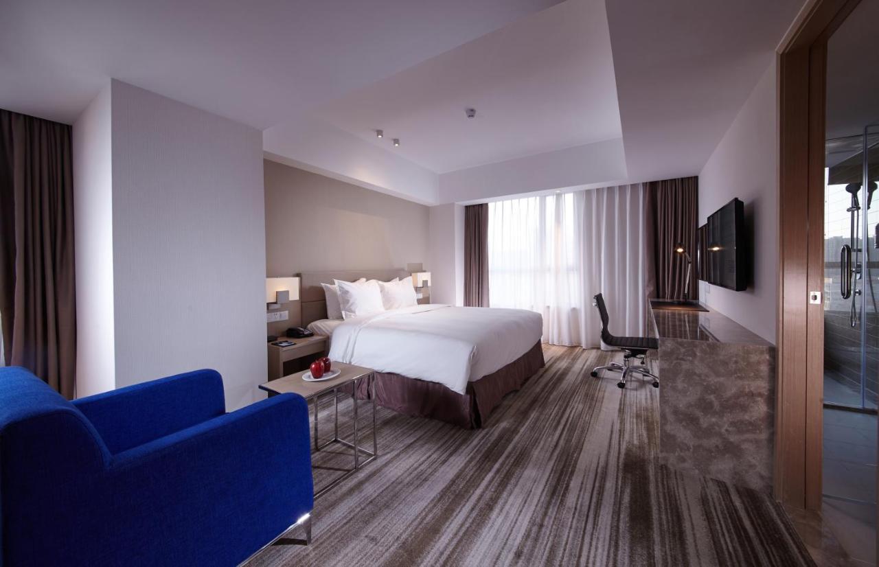 Holiday Inn Express Shenyang Tawan, An Ihg Hotel Екстер'єр фото